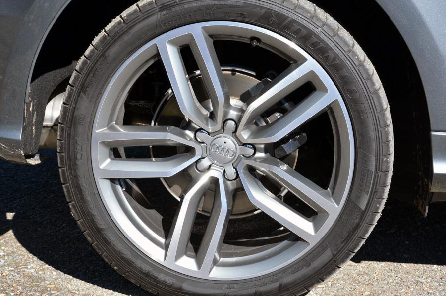 Колеса Audi SQ5 TFSI (8R) 2013 года  (NA) (фото 27 из 82)